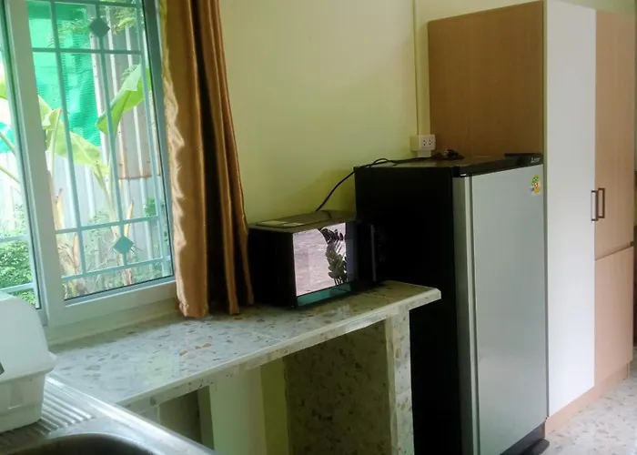 Aparthotel Baan Chaiy Khong บ้านชายคลอง *